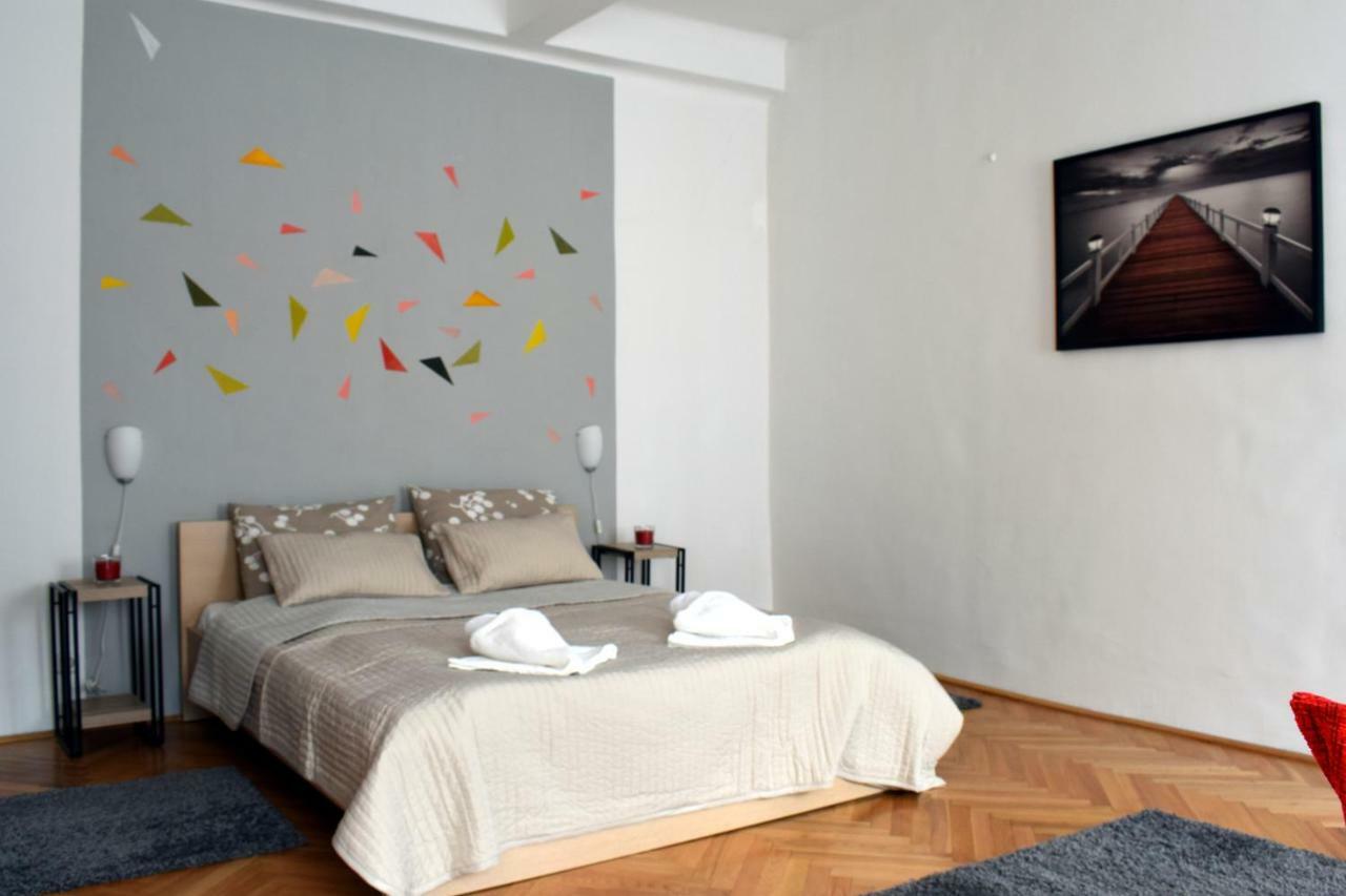 Diamond Astoria Apartments Budapest Bagian luar foto