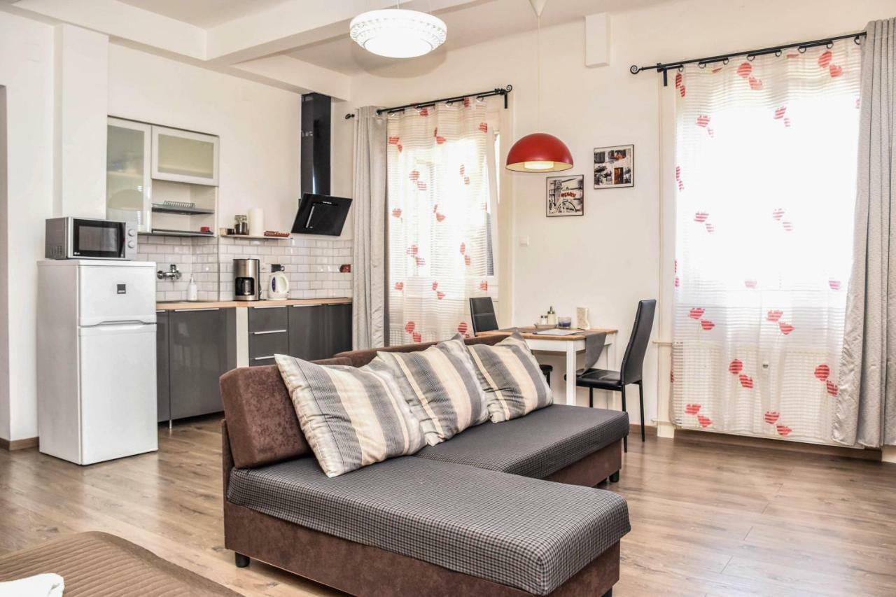 Diamond Astoria Apartments Budapest Bagian luar foto
