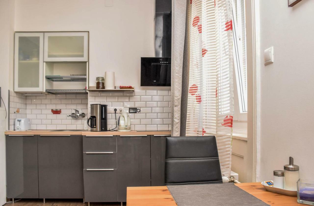 Diamond Astoria Apartments Budapest Bagian luar foto